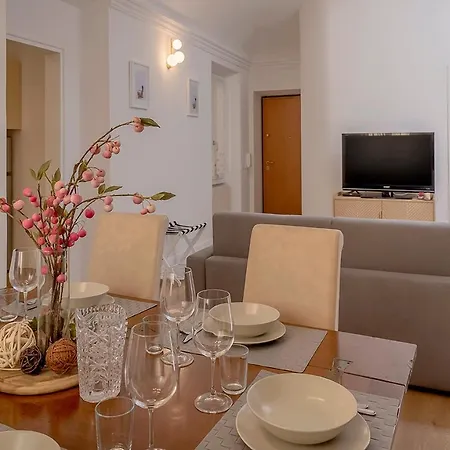 Duomo Apartment *